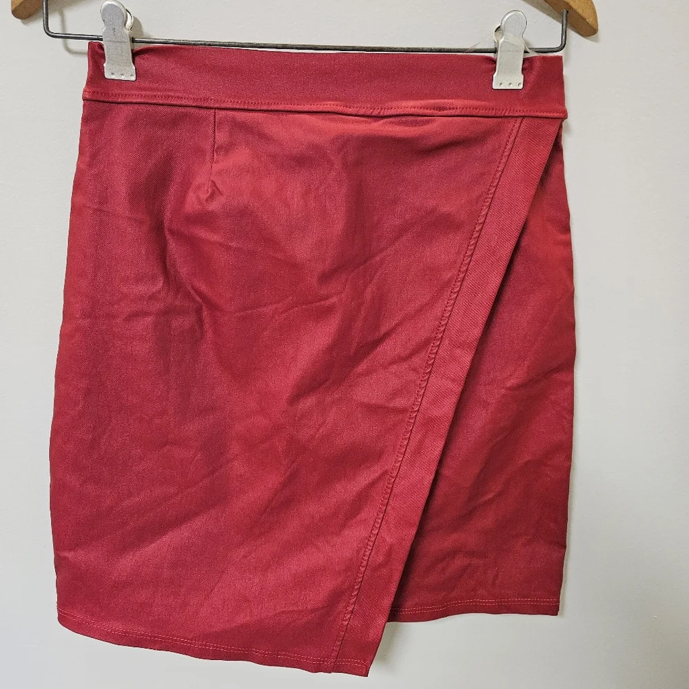 Elegant Red Wrap Skirt Women Size L - Picture 3 of 15